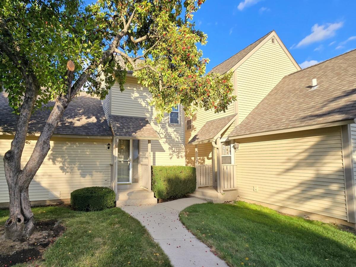 963 Taylor Drive Gurnee IL 60031 MLS #MRD12499688 45 MLS #MRD12499688 image #0