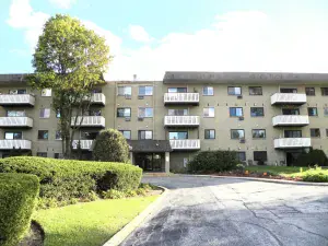 256 Shorewood Drive #2C Glendale Heights IL 60139 MLS #MRD12489563 54 broker reciprocity