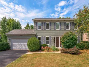 343 Danbury Drive Naperville IL 60565 MLS #MRD12503122 62 broker reciprocity