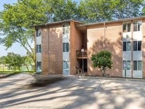 5811 Oakwood Drive #D Lisle IL 60532 MLS #MRD12499949 21 MLS #MRD12499949 image #0