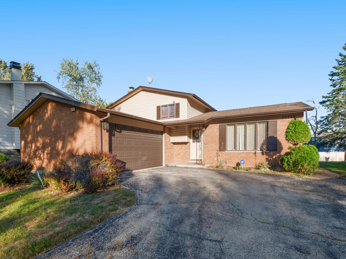22533 Arquilla Drive Richton Park IL 60471 MLS #MRD12500209 45 MLS #MRD12500209 image #0
