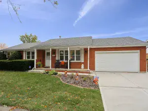 14544 KOSTNER Avenue Midlothian IL 60445 MLS #MRD12445855 54 broker reciprocity