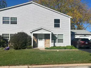 2546 Capitol Avenue #- Aurora IL 60503 MLS #MRD12439114 114 broker reciprocity