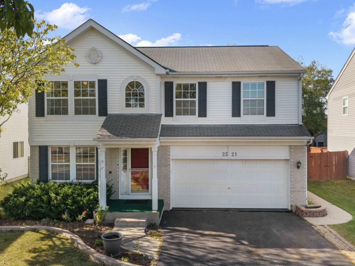 2521 WATERFORD Lane Lake In The Hills IL 60156 MLS #MRD12500437 45 MLS #MRD12500437 image #0