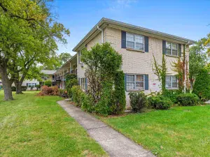 9606 Golf Terrace #2W Des Plaines IL 60016 MLS #MRD12500818 58 broker reciprocity