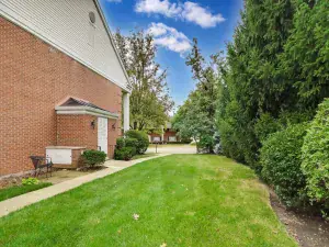 1110 Grove Street Downers Grove IL 60515 MLS #MRD12503135 52 broker reciprocity