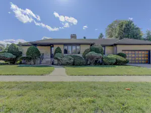313 N Park Drive Glenwood IL 60425 MLS #MRD12491159 54 broker reciprocity