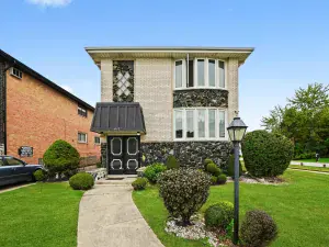 808 Mackinaw Avenue Calumet City IL 60409 MLS #MRD12424558 64 broker reciprocity