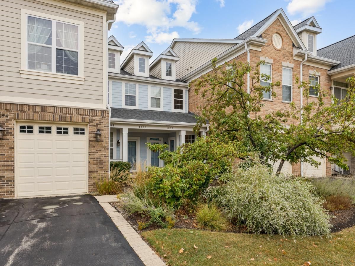 1386 Scarboro Road #1102 Schaumburg IL 60193 MLS #MRD12500626 41 MLS #MRD12500626 image #0