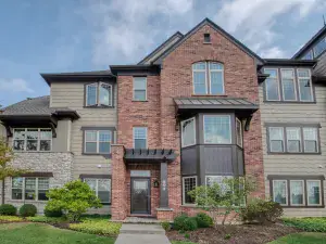 121 4th Street Libertyville IL 60048 MLS #MRD12501467 54 broker reciprocity
