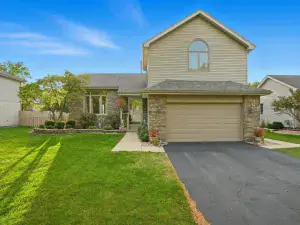 2246 S 17th Avenue #GE North Riverside IL 60546 MLS #MRD12500371 54 broker reciprocity