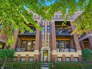 55 E Erie Street #1604 Chicago IL 60611 MLS #MRD12475191 42 broker reciprocity