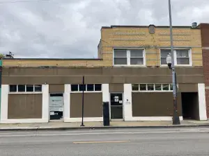 334 E 75th Street Chicago IL 60619 MLS #MRD12310596 48 broker reciprocity