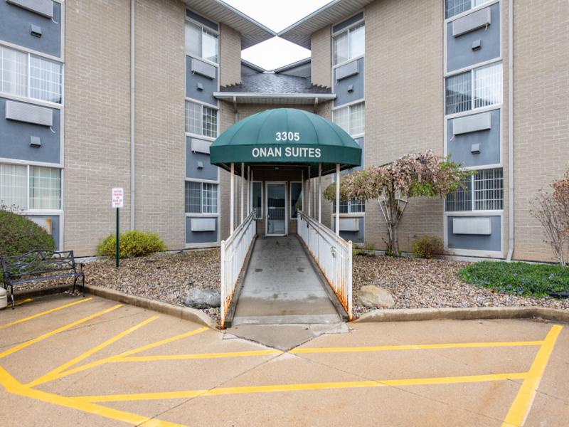 3305 Sunset Avenue #129 Waukegan IL 60087 MLS #MRD12500846 41 MLS #MRD12500846 image #0