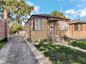 14828 Oak Street Dolton IL 60419 MLS #MRD12500480 62 broker reciprocity