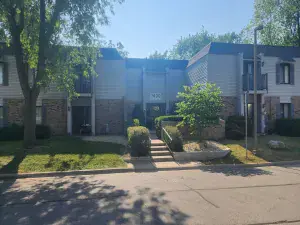 2220 Abbeywood Drive #F Lisle IL 60532 MLS #MRD12499280 28 broker reciprocity