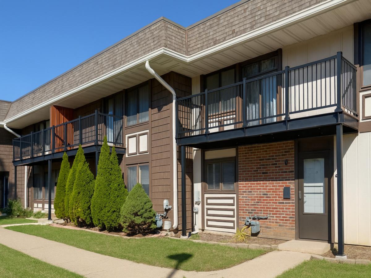 1272 Court #E Hanover Park IL 60133 MLS #MRD12501017 45 MLS #MRD12501017 image #0