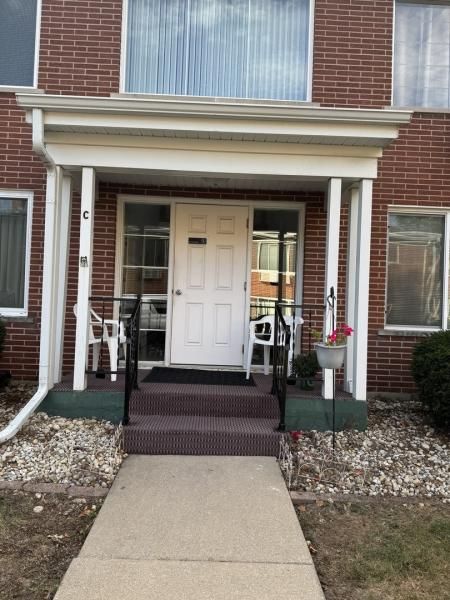 124 N Whistler Avenue #C2 Freeport IL 61032 MLS #MRD12501211 5 MLS #MRD12501211 image #0