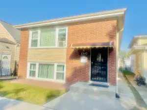6938 S Green Street #1 Chicago IL 60621 MLS #MRD12496378 48 broker reciprocity