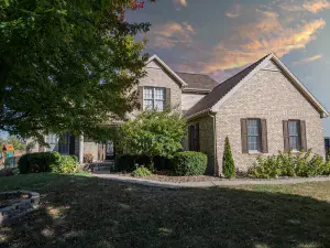 3 Pebblebrook Court Bloomington IL 61705 MLS #MRD12494400 58 broker reciprocity