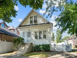 8534 S Kilpatrick Avenue Chicago IL 60652 MLS #MRD12501523 48 broker reciprocity