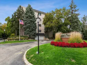 5300 Walnut Avenue #11B Downers Grove IL 60515 MLS #MRD12494977 56 broker reciprocity