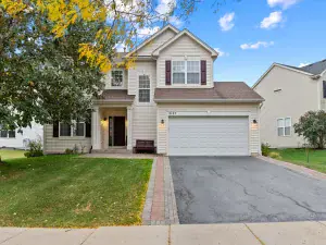 2S030 ESSEX Lane Warrenville IL 60555 MLS #MRD12483623 54 broker reciprocity