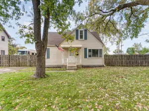 330 Geneva Avenue Bellwood IL 60104 MLS #MRD12497284 50 broker reciprocity