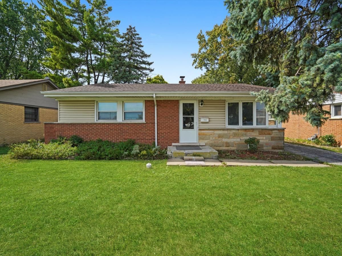 706 N Main Street Mount Prospect IL 60056 MLS #MRD12501911 45 MLS #MRD12501911 image #0