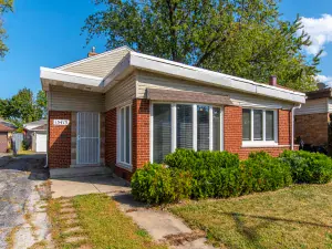 18446 Glen Oak Avenue Lansing IL 60438 MLS #MRD12484452 52 broker reciprocity