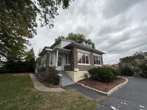 19048 Sherman Street Lansing IL 60438 MLS #MRD12456662 58 broker reciprocity