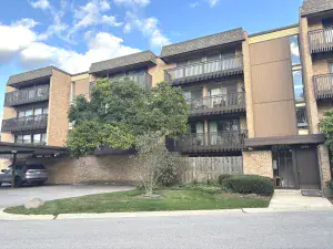 5505 Oakton Street Morton Grove IL 60053 MLS #MRD12437598 62 broker reciprocity