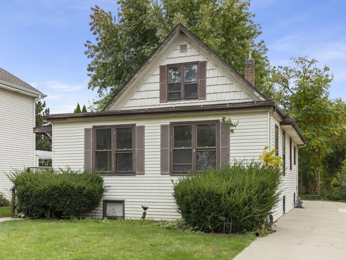 25 E Parkside Avenue Lombard IL 60148 MLS #MRD12502162 45 MLS #MRD12502162 image #0