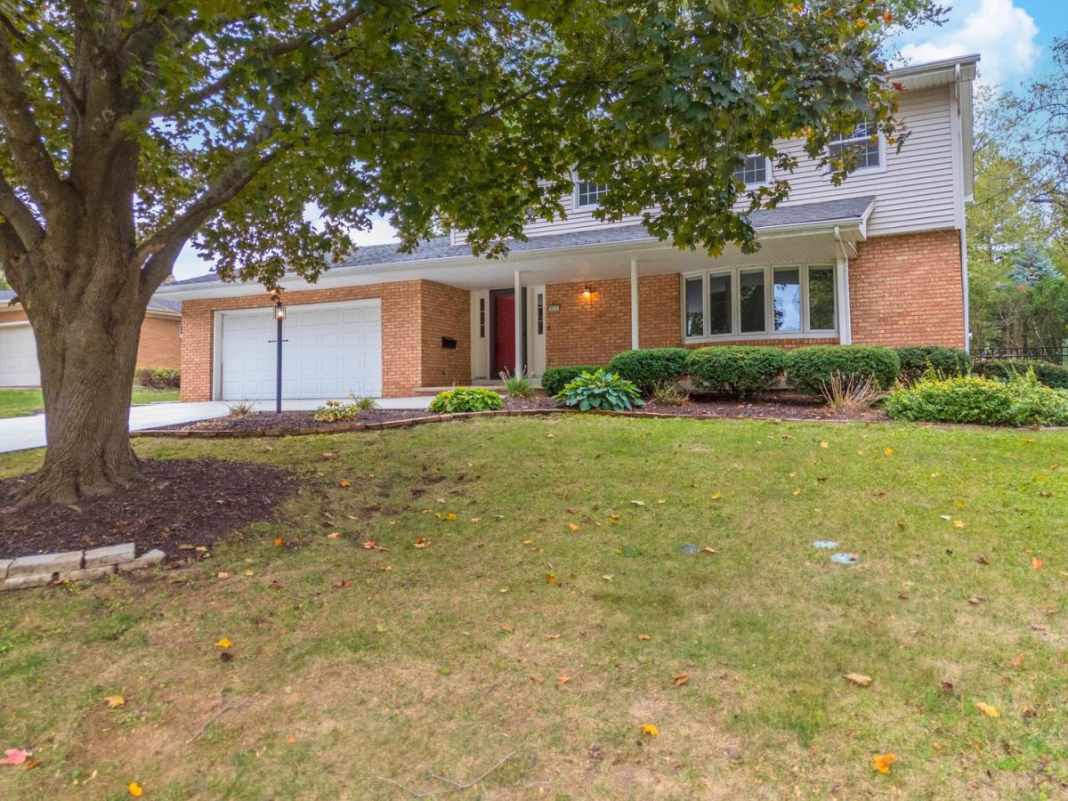 211 Orleans Drive Bloomington IL 61701 MLS #MRD12502169 45 MLS #MRD12502169 image #0