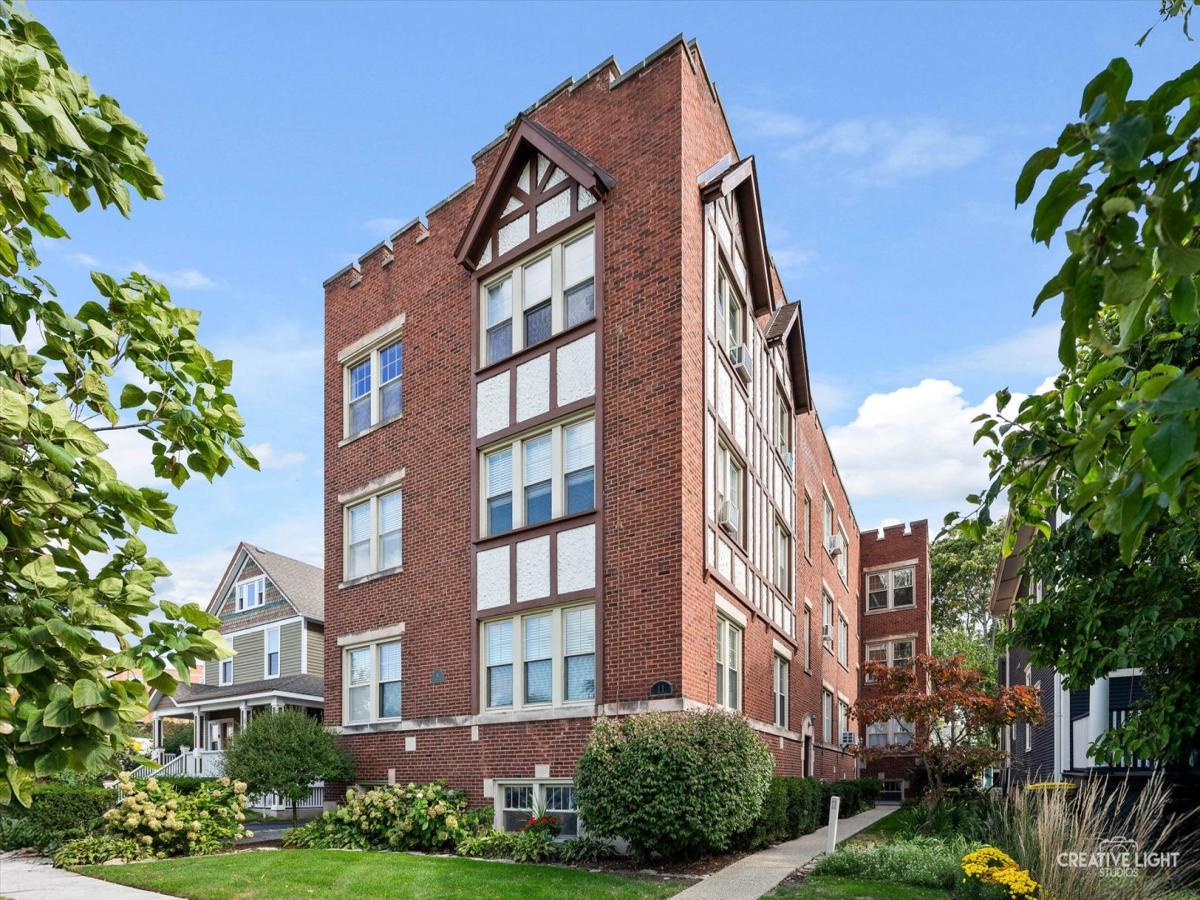 11 6th Avenue #2A La Grange IL 60525 MLS #MRD12502171 45 MLS #MRD12502171 image #0