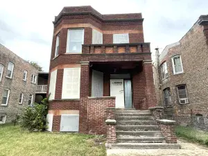 8024 S Eberhart Avenue Chicago IL 60619 MLS #MRD12493482 52 broker reciprocity