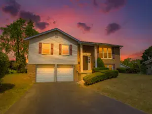 1440 Dennison Road Hoffman Estates IL 60169 MLS #MRD12469977 56 broker reciprocity