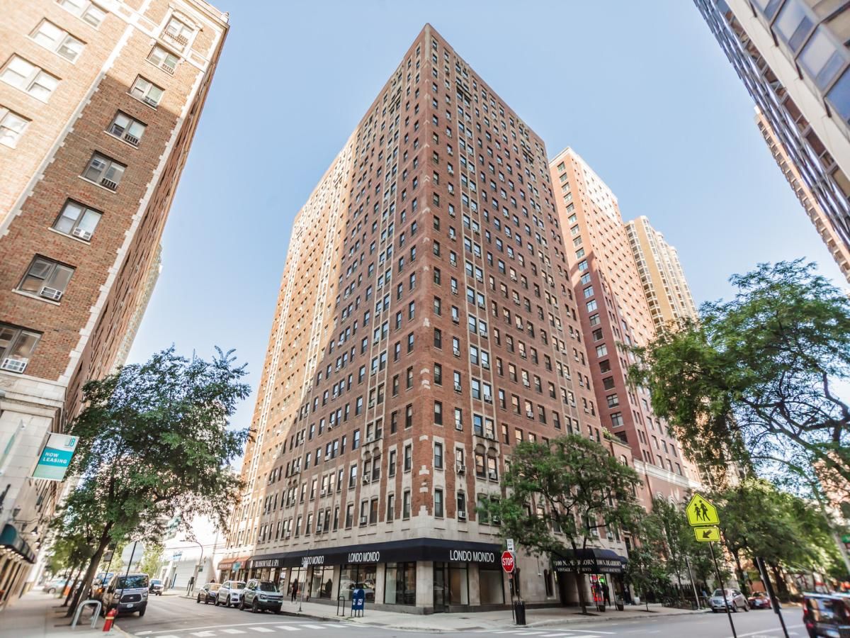 1100 N Dearborn Street #1412 Chicago IL 60610 MLS #MRD12502256 45 MLS #MRD12502256 image #0