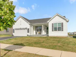 17 Basswood Court Bristol IL 60512 MLS #MRD12486600 48 broker reciprocity