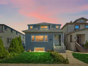 3757 W 65th Street Chicago IL 60629 MLS #MRD12452118 60 broker reciprocity