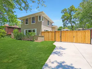 2700 SUMMIT Drive #312 Glenview IL 60025 MLS #MRD12485038 48 broker reciprocity