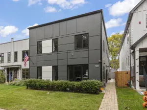 6433 N Drake Avenue Lincolnwood IL 60712 MLS #MRD12502195 46 broker reciprocity