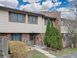 5300 Walnut Avenue #11B Downers Grove IL 60515 MLS #MRD12494977 62 broker reciprocity
