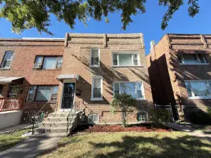 9034 S Harper Avenue Chicago IL 60619 MLS #MRD12499389 60 broker reciprocity