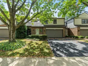 3871 Blackstone Drive Aurora IL 60504 MLS #MRD12504151 62 broker reciprocity
