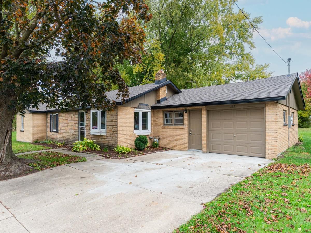 304 Cotton Avenue DeKalb IL 60115 MLS #MRD12502445 45 MLS #MRD12502445 image #0