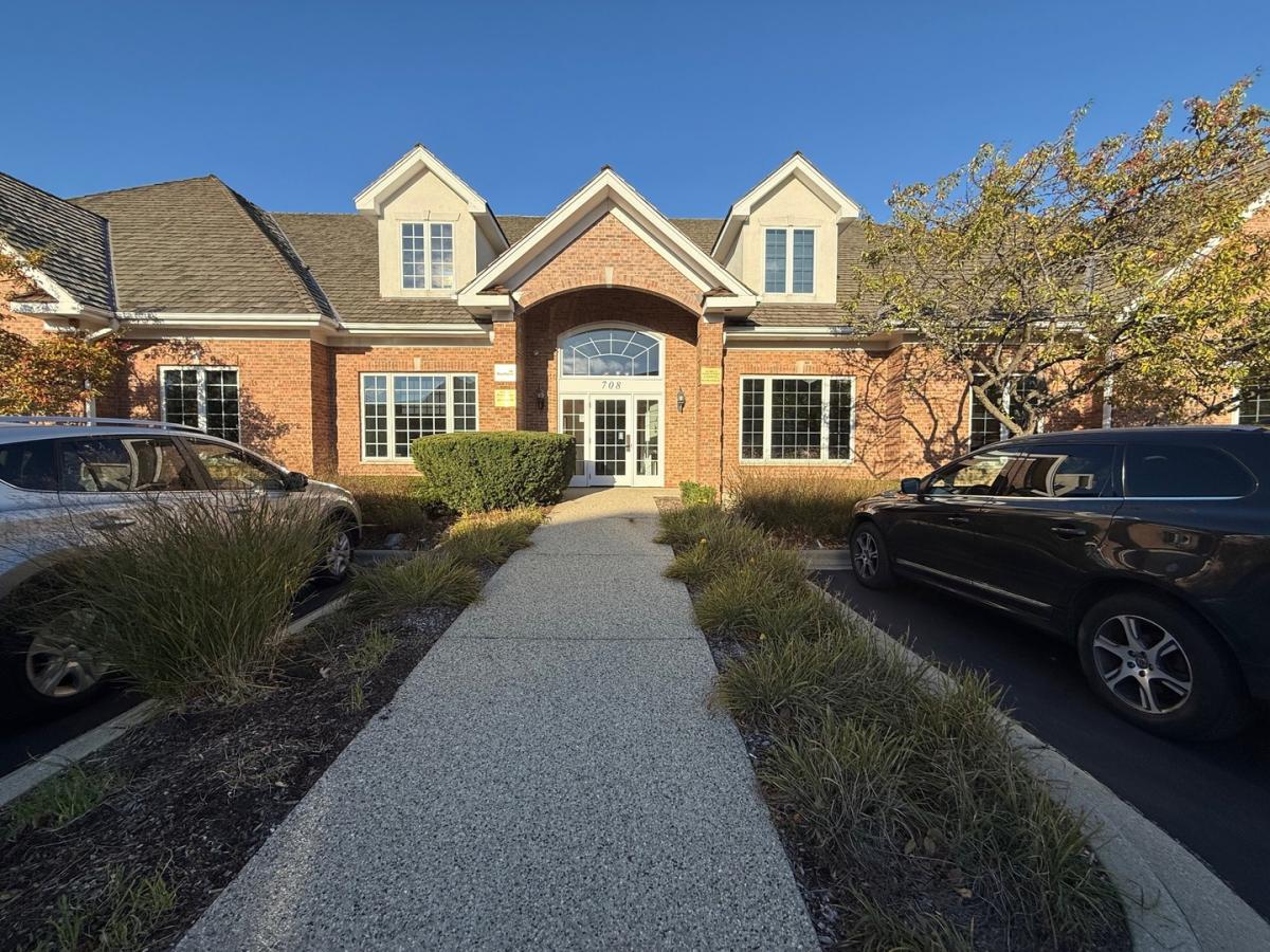 708 FLORSHEIM Drive #13 Libertyville IL 60048 MLS #MRD12502583 45 MLS #MRD12502583 image #0