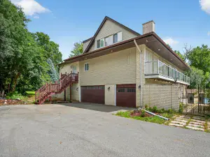 21W405 WALNUT Road Glen Ellyn IL 60137 MLS #MRD12490977 46 broker reciprocity