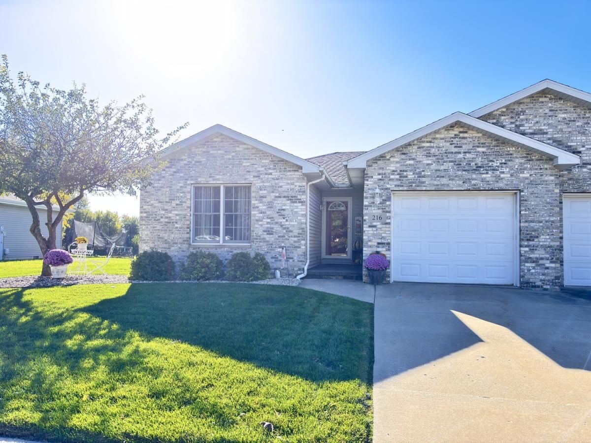 216 S Mcguire Drive Manteno IL 60950 MLS #MRD12502817 45 MLS #MRD12502817 image #0