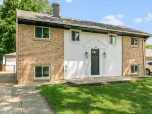 139 E Anita Avenue Mount Prospect IL 60056 MLS #MRD12492209 110 broker reciprocity